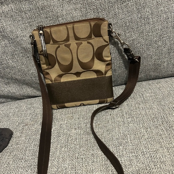 Vintage coach cross body - Picture 2 of 2